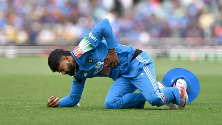 https://salarnews.in/public/uploads/images/newsimages/maannewsimage27102025_151255_Shreyas Iyer (1).png